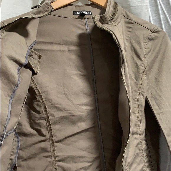 Express Jacket - Picture 7 of 10